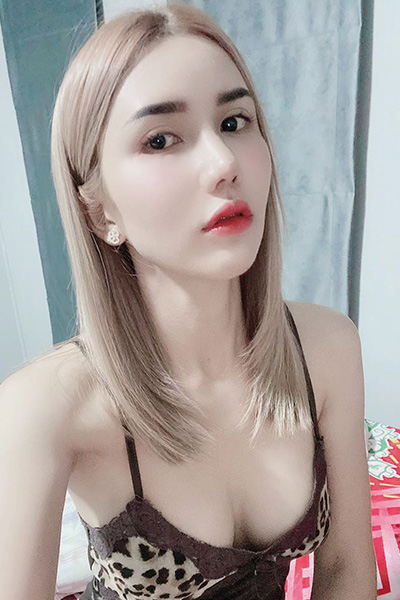 笹塚 さゆり(22)