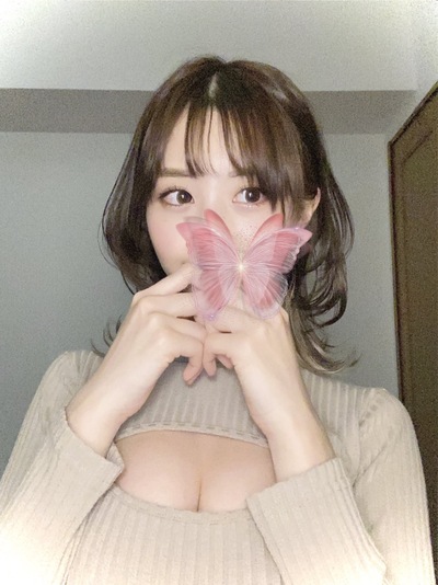 森かれん(22)