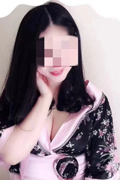 中国リラクゼーション 四つ葉 ゆり