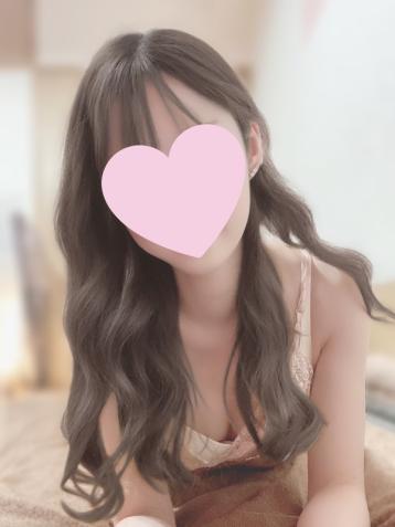 博多 まりな(22)