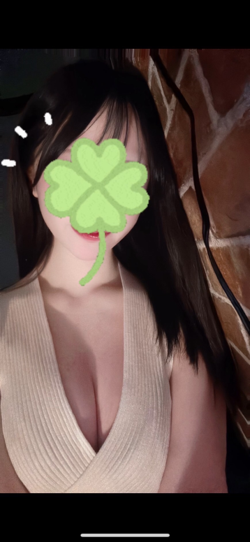 エッセンシャルスパ 愛原よつば