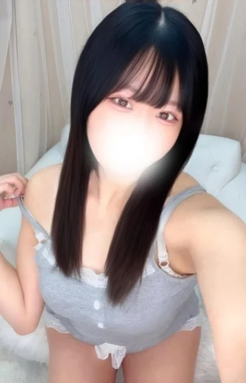 水瀬あいら(21)