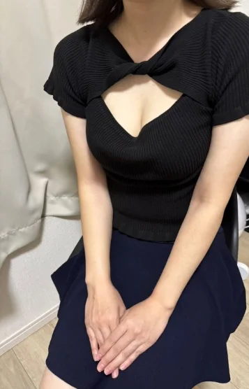 倉本ちあき(30)