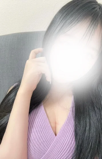 望月かほ(22)