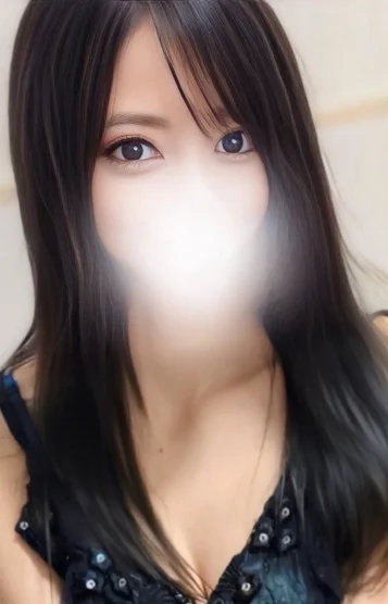 小松れみ(28)