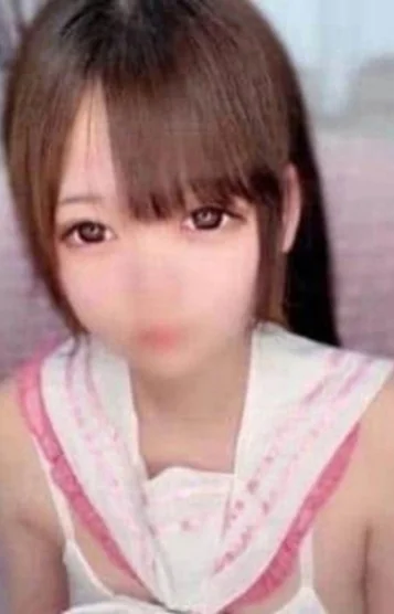 りな(18)