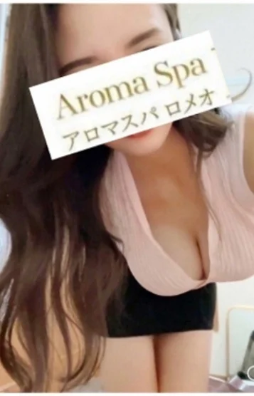 なな(32)