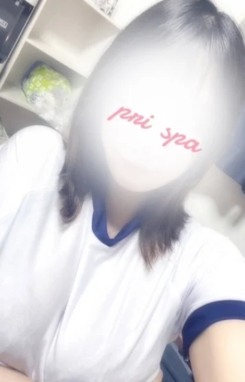もえ(22)