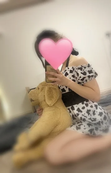 知念まる(24)