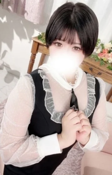 白石なこ(20)