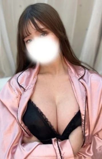 姫咲ふゆか(20)