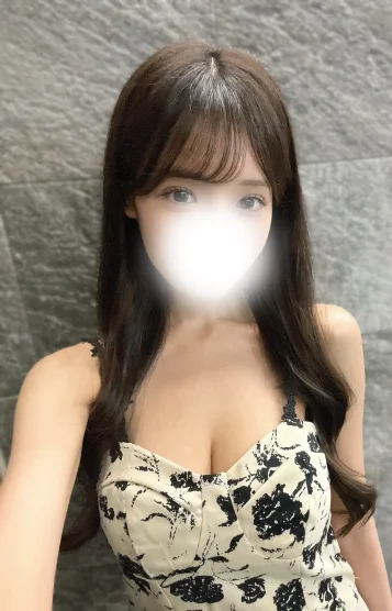 えみり(21)