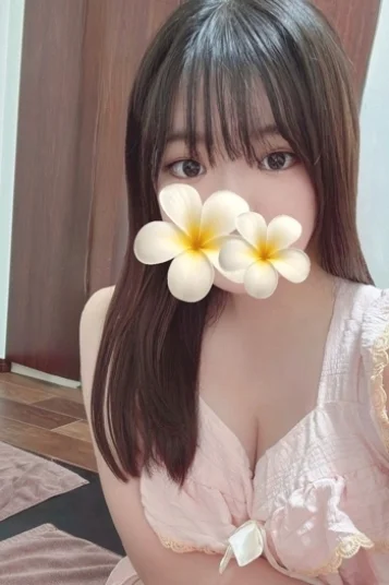 ひな(23)