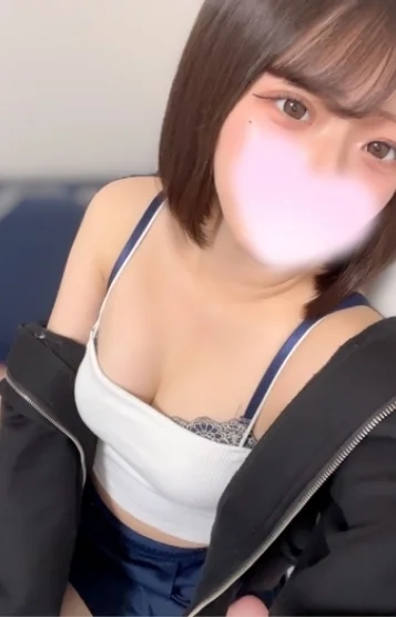神谷あいな(20)