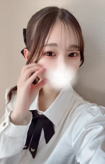 みお(18)