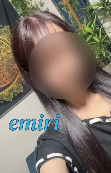花宮えみり(31)