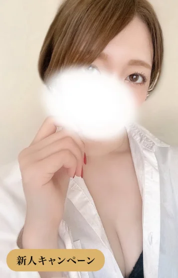 吉岡あやめ(32)