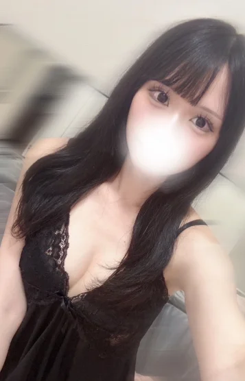 柚木あまね(23)