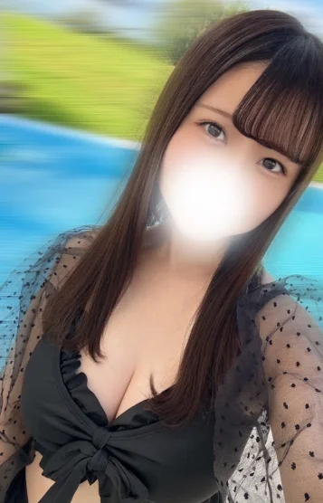 胡桃もえ(22)