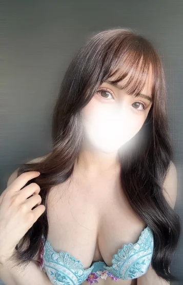 高倉なみ(24)