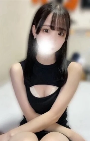 りのん(22)