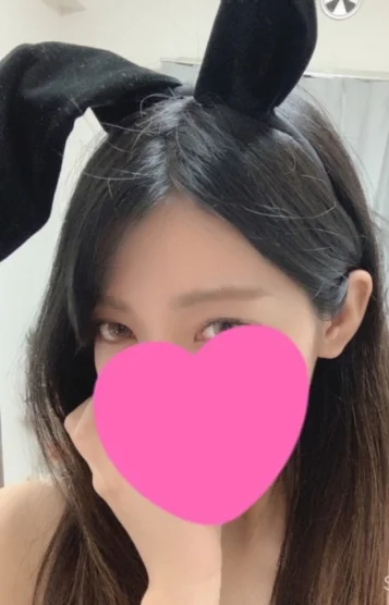 カエデ(26)