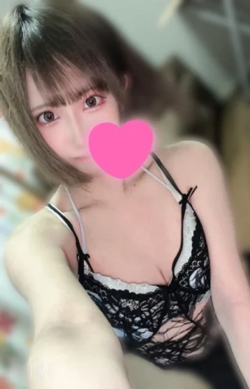 フミカ(23)