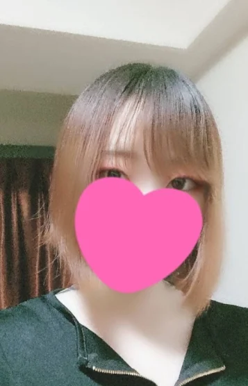 シズク(24)