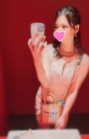 ティナ(25)