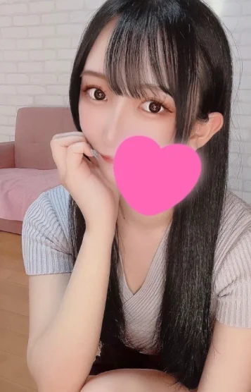 モナ(23)