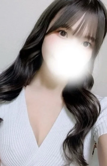 水瀬こころ(24)