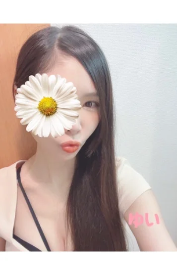 白石ゆい(27)