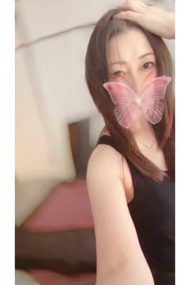 君島ななみ(40)