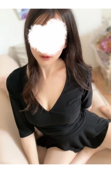 七瀬めい(26)