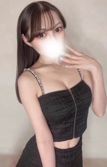 真白まりん(24)