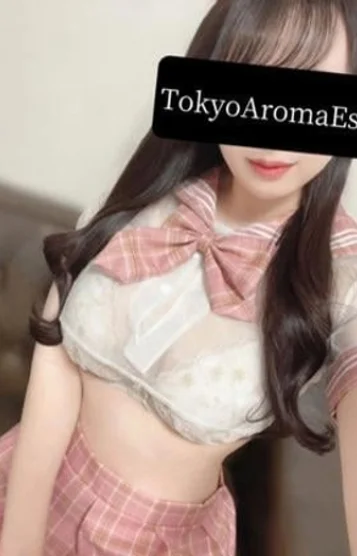 歌原りん(21)