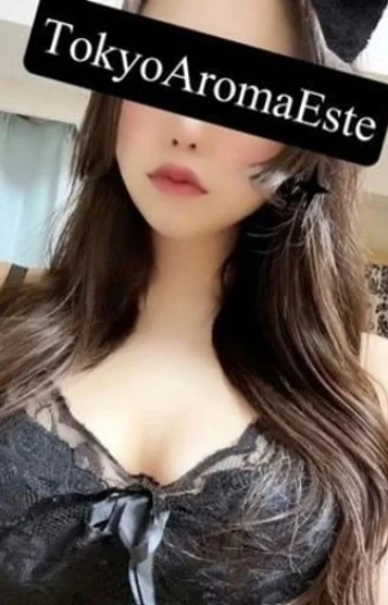 滝沢なな(23)