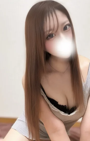 愛沢のん(20)