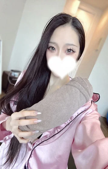 あず(24)