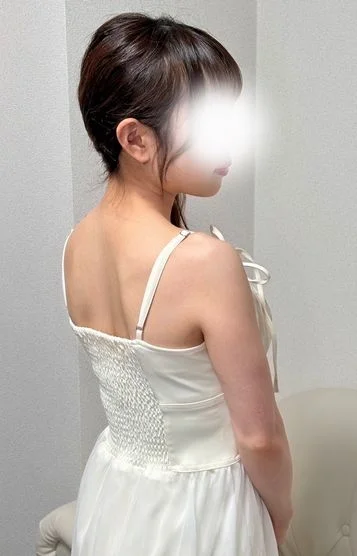 ももな(25)