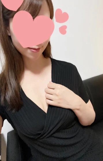 佐伯ゆりあ(32)