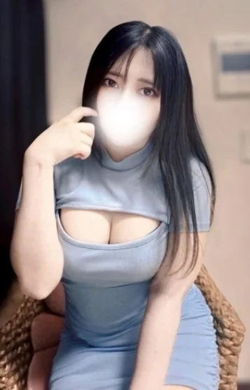 前原しおり(23)
