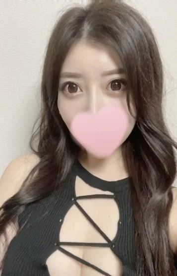 瀬名ひかる(28)