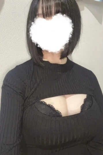 加藤なな(22)
