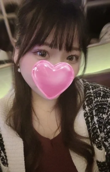 水瀬ゆな(24)