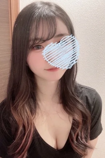 柏木りん(24)