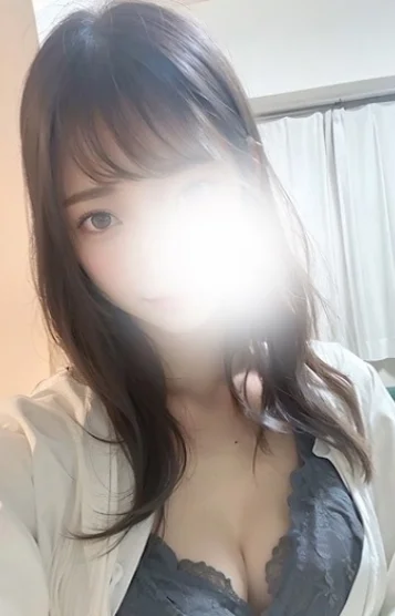 さや(28)