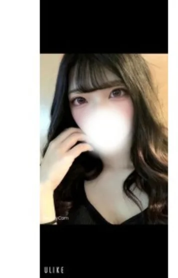 えみり(22)