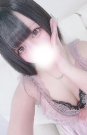 すず(23)