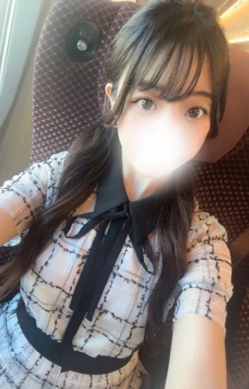 ももな(25)